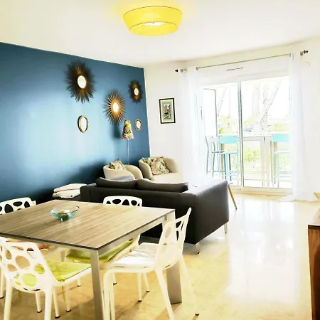 T3, Vue Mer,piscine, Garage Apartmán *
