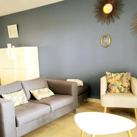 Apartmán T3, Vue Mer,piscine, Garage *