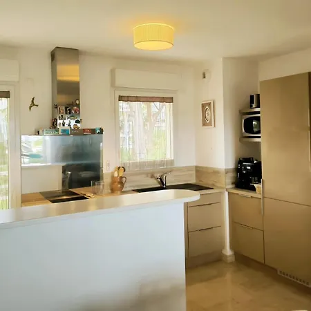 T3, Vue Mer,piscine, Garage * Hyères